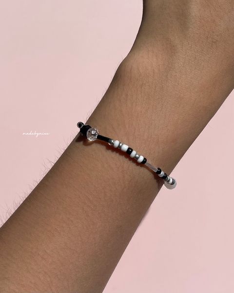 Dark Aura Bracelet 2 (Watermarked)