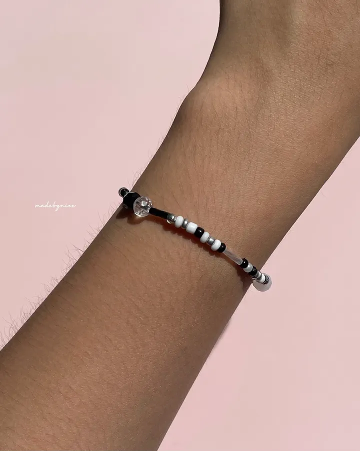 Dark Aura Bracelet 2 (Watermarked)