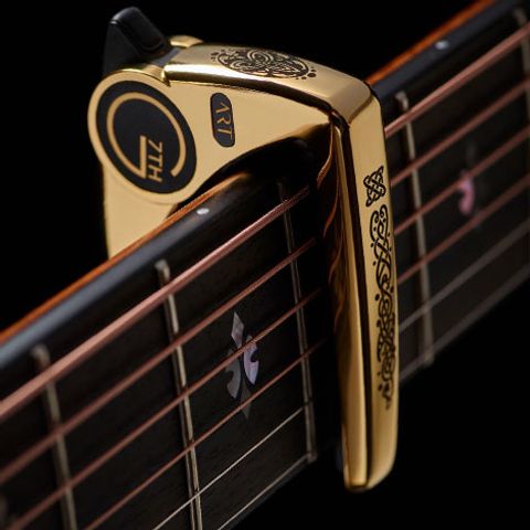 G7th P3系列capo 6弦雕花款 18K金色 1