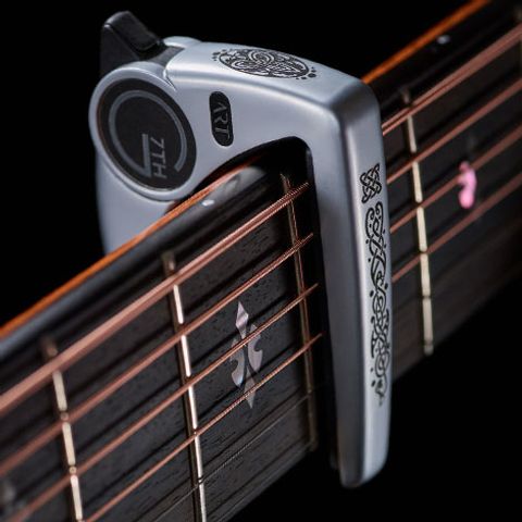 G7th P3系列capo 6弦雕花款 銀色 1