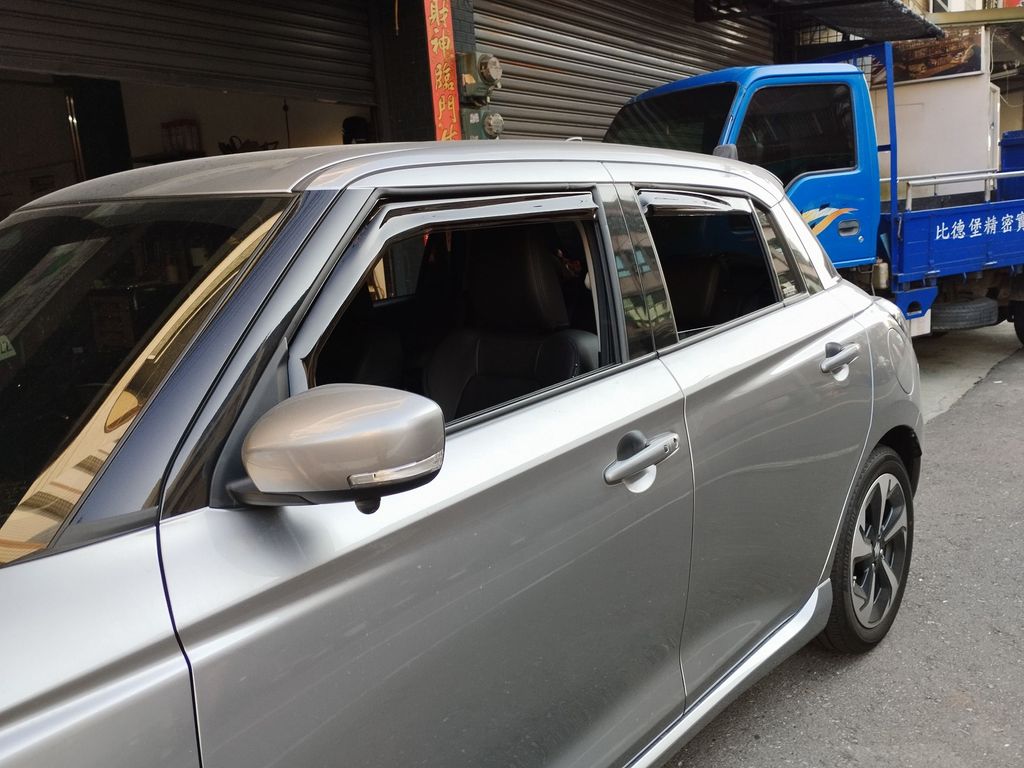 line_oa_chat_251126_113820_group_4