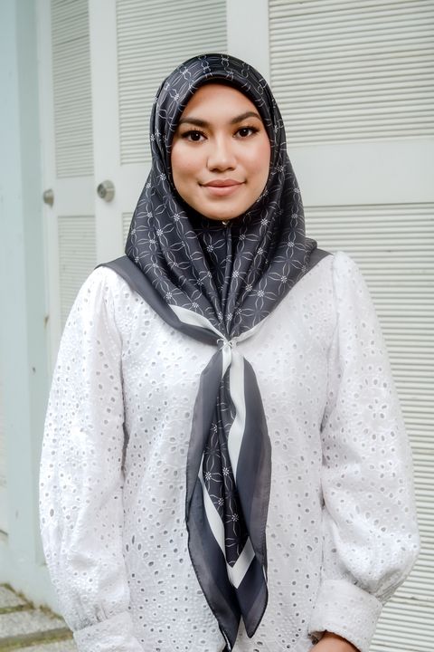 tudung1037