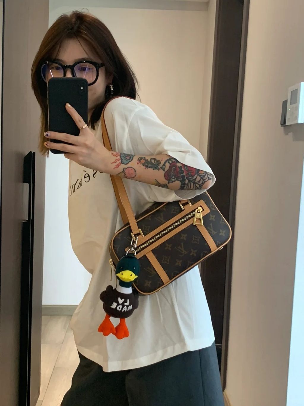LV2022秀款 复刻吐司包开口笑上身图😘_3_uu_来自小红书网页版