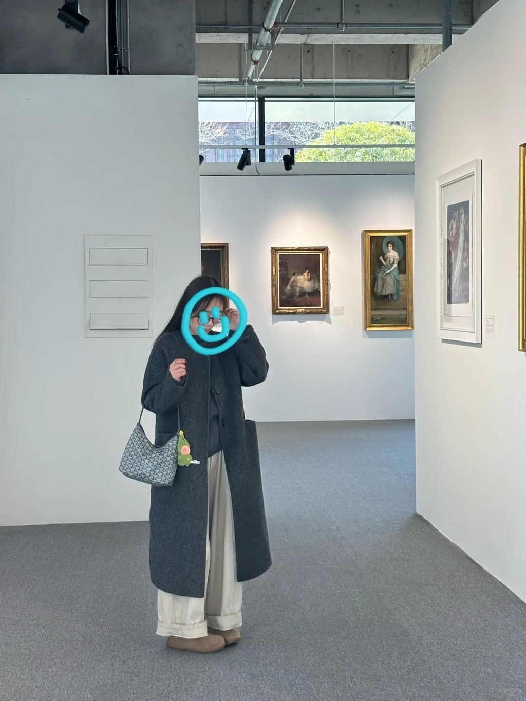 是背狗牙mini Hobo看展的一天🩶🩶_5_小周就是爱买包_来自小红书网页版