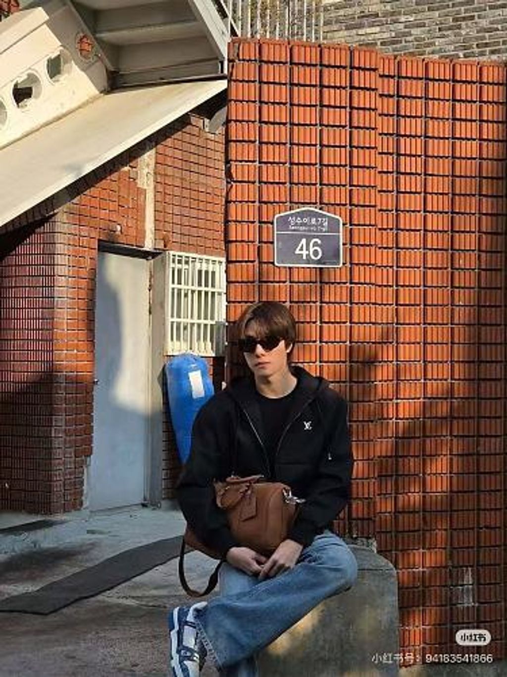 small(11)