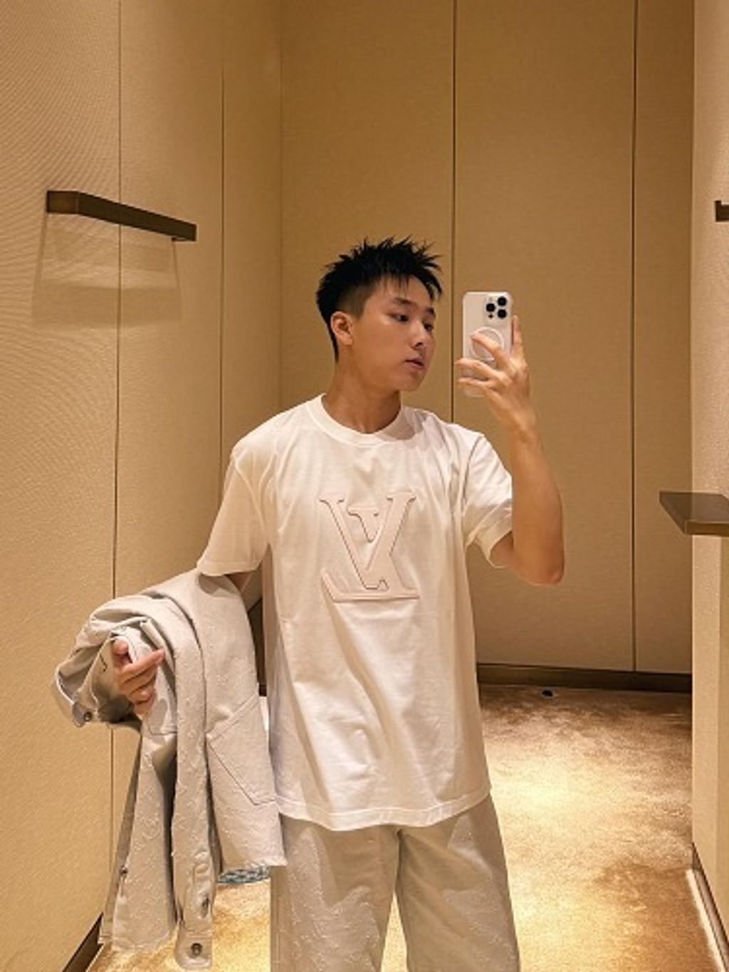 small(13)