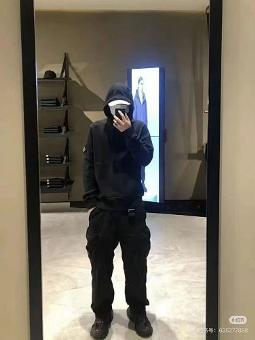 small(11)