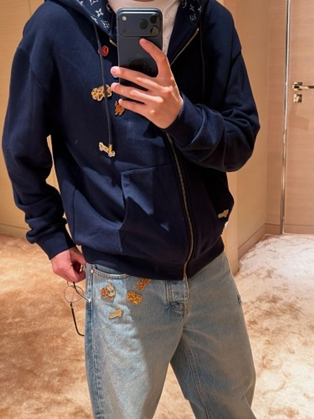 small(17)