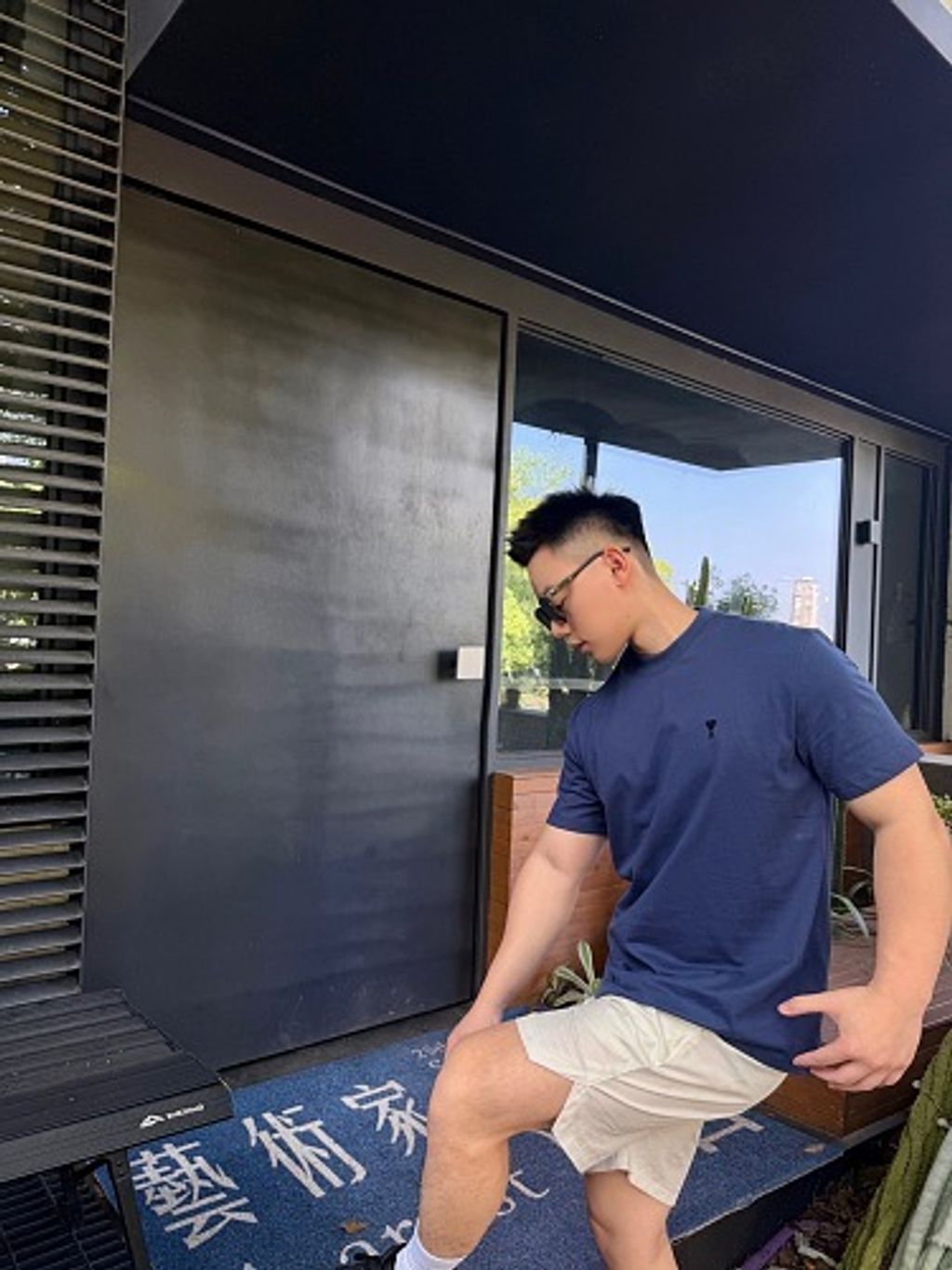 small(23)