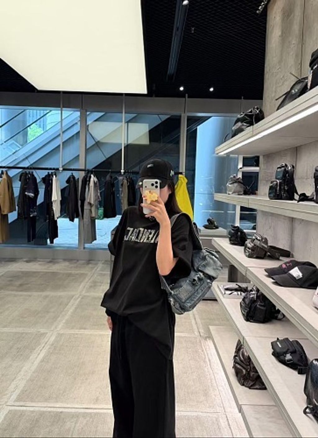 small(13)