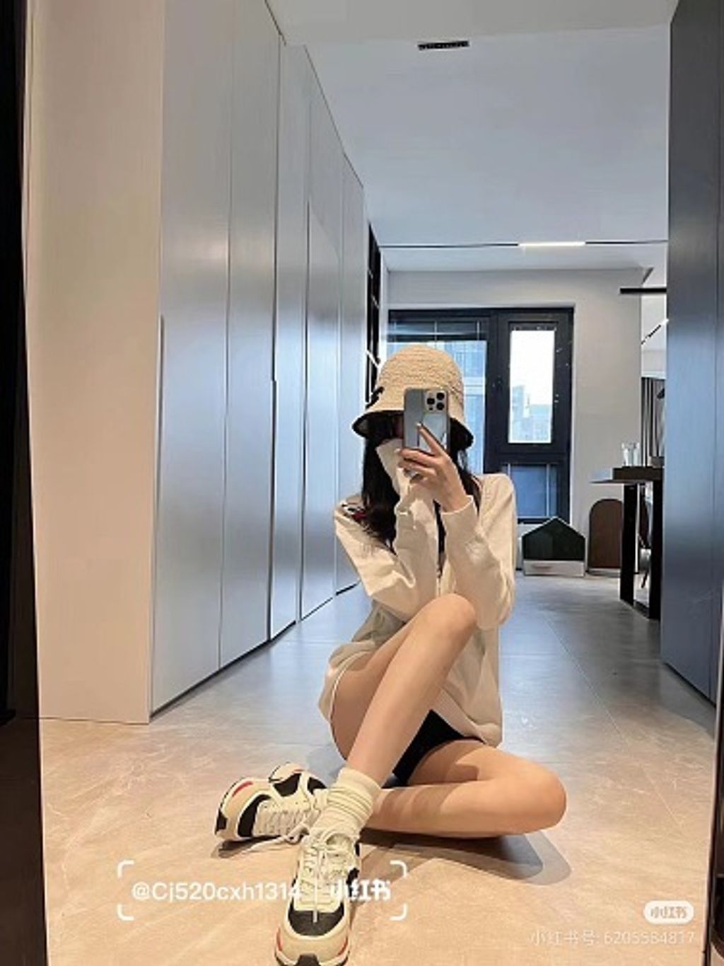 small(11)