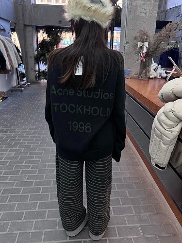small(11)