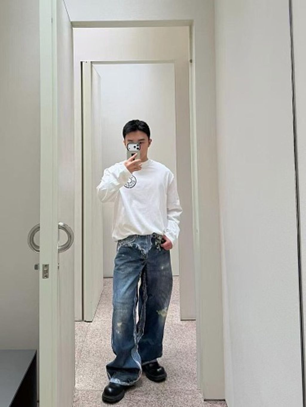 small(23)