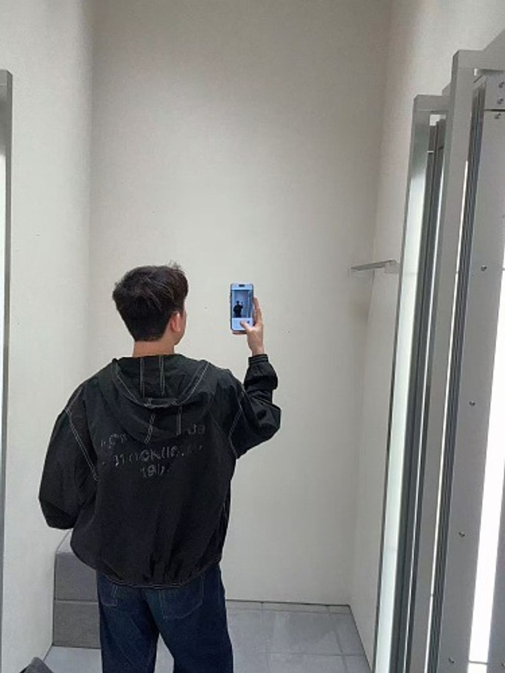 small(11)