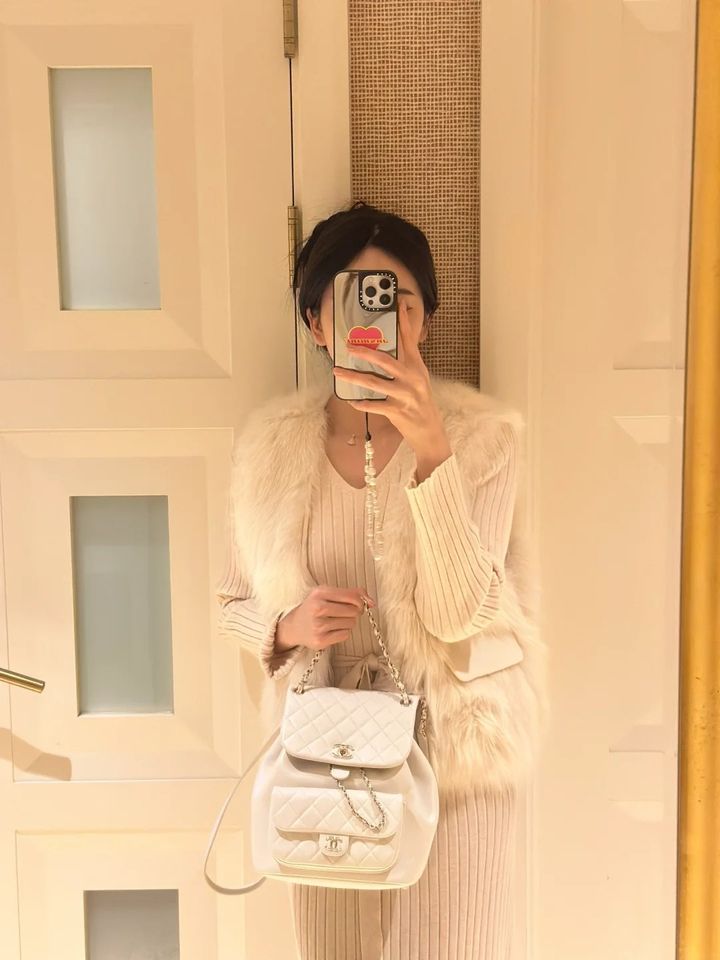 Chanel 白色大號Duma_1_CbJas_來自小紅書網頁版