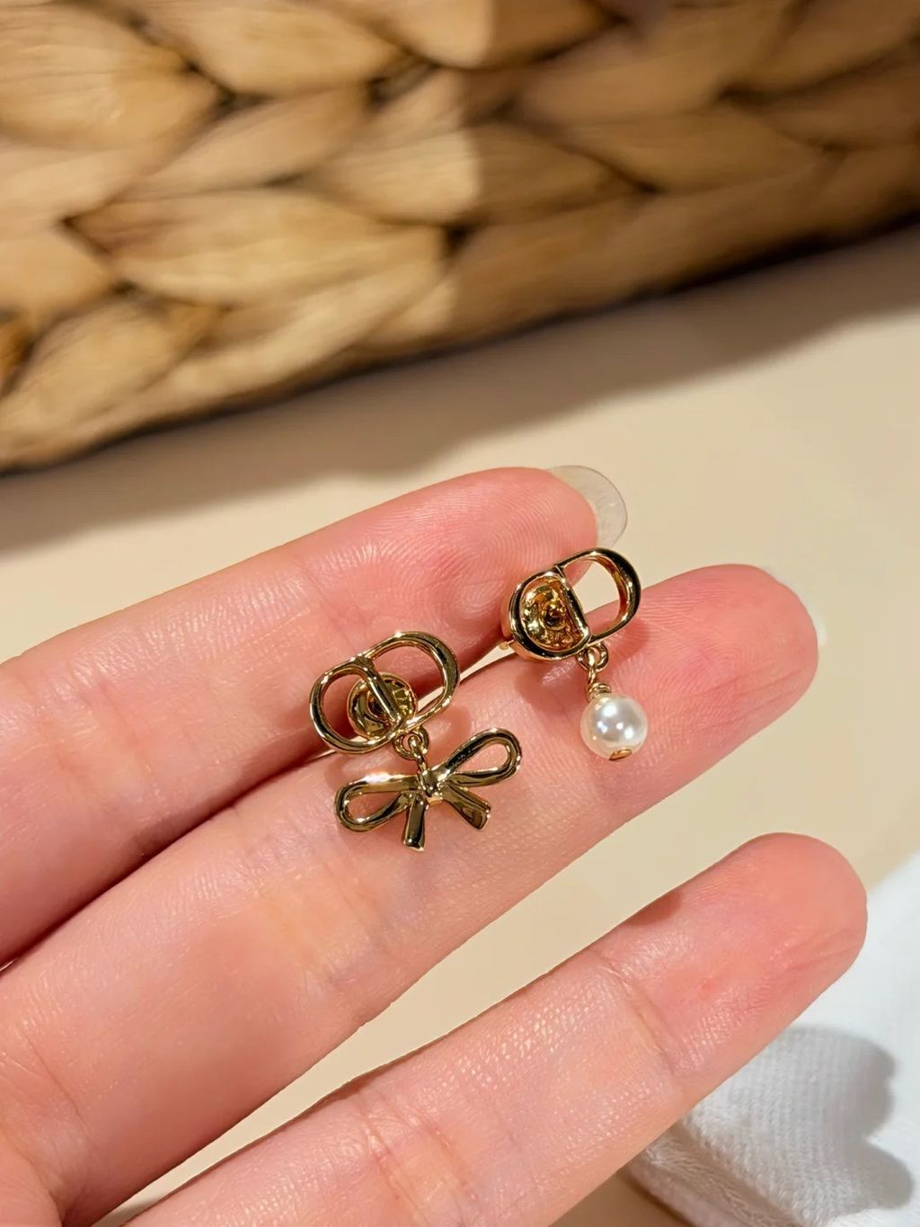 Dior26ss✨被夸爆的小耳钉呀✨好美🥰_6_MeeNAPi中古_來自小紅書網頁版