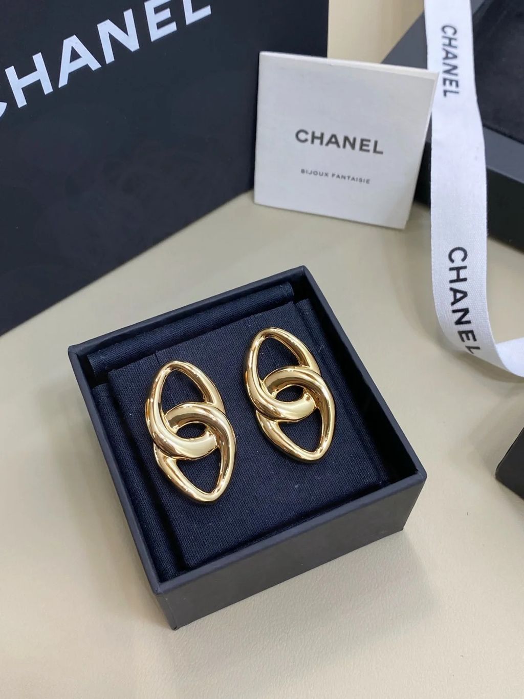 金银双色可选✨Chanel法式简约耳钉💫_4_朵朵微奢品_來自小紅書網頁版