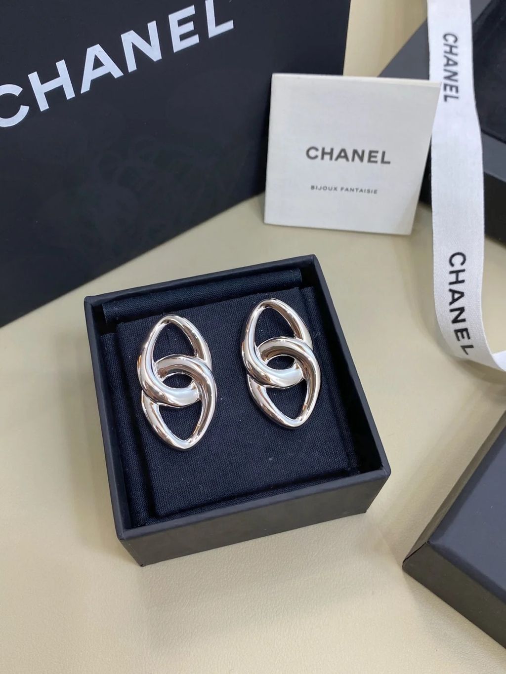 金银双色可选✨Chanel法式简约耳钉💫_7_朵朵微奢品_來自小紅書網頁版