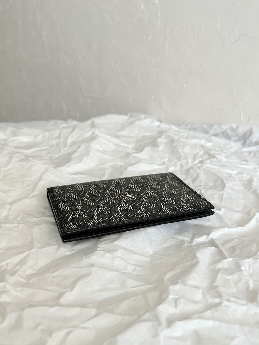 goyard, Goyard Grenelle passport cover in grey, immaculate aaron