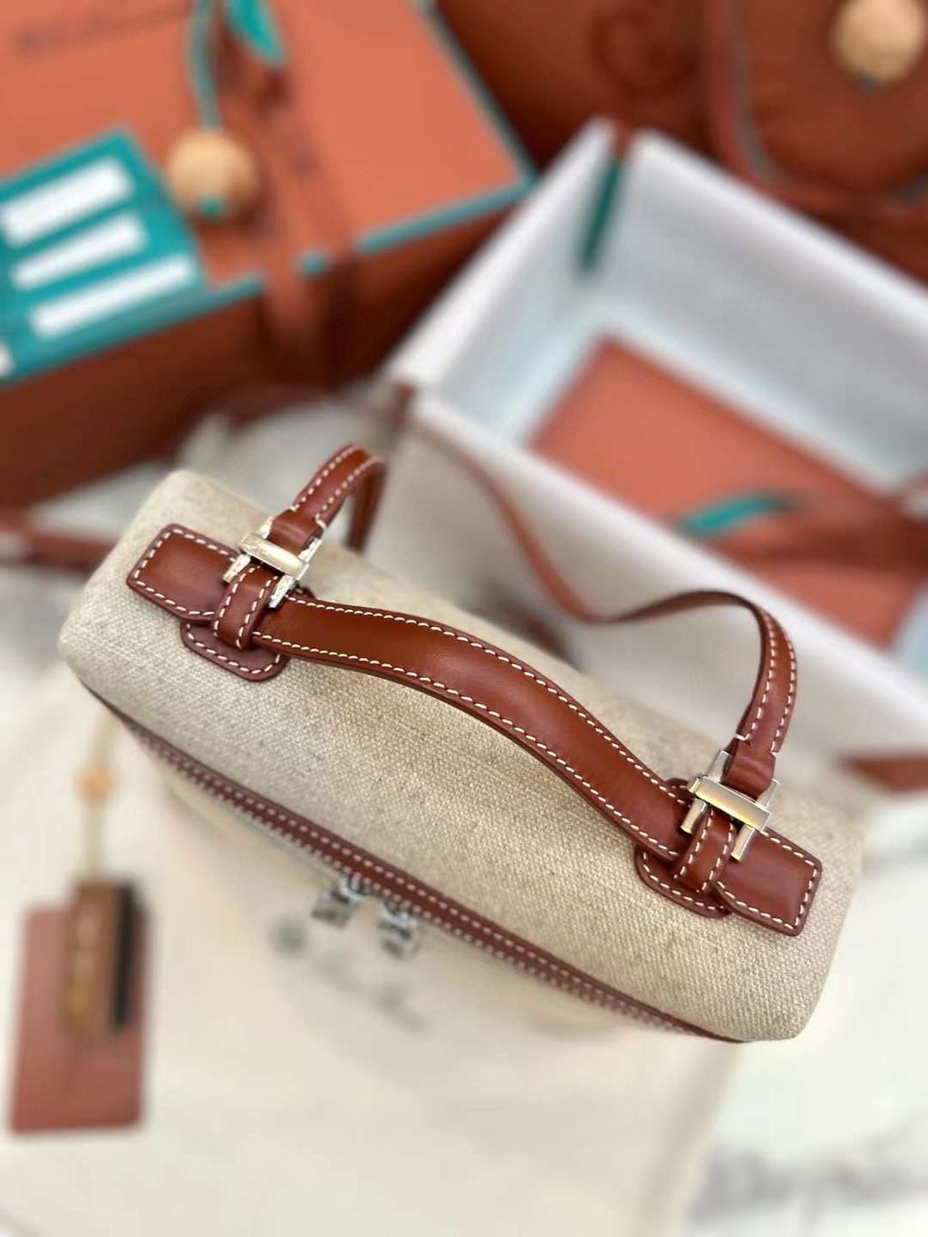 Loro piana LP 後背包 帆布1