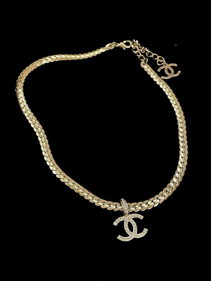 CHANEL 24P 蛇骨鏈水鑽雙C項鍊1