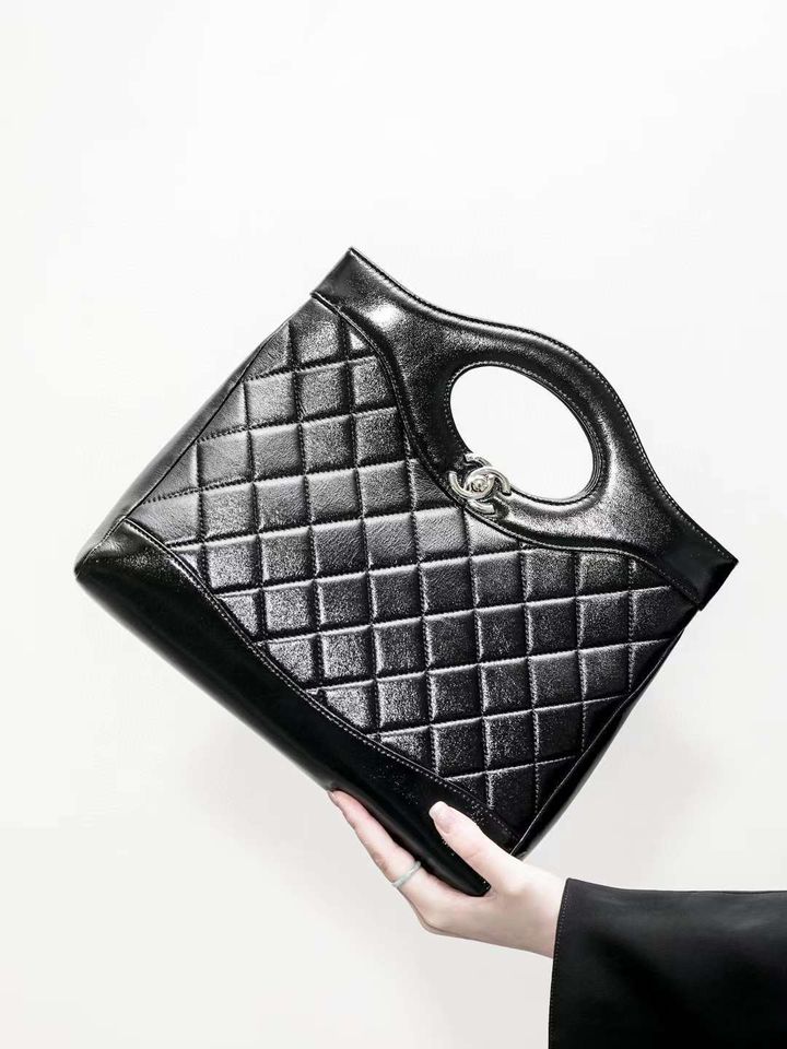 CHANEL 31 BAG 豎版小號 油蠟羊皮經典側背包 
