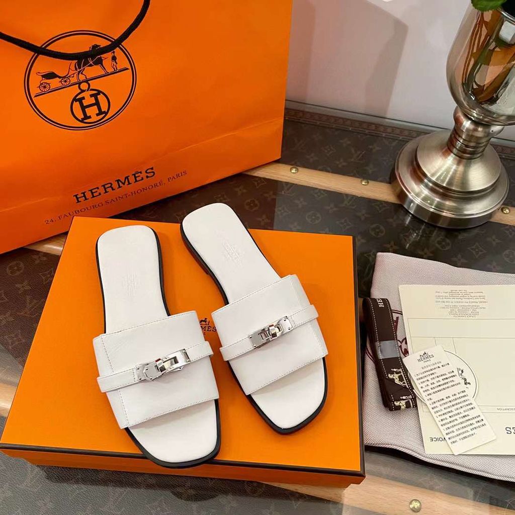 HERMES KELLY 銀釦平底拖鞋2