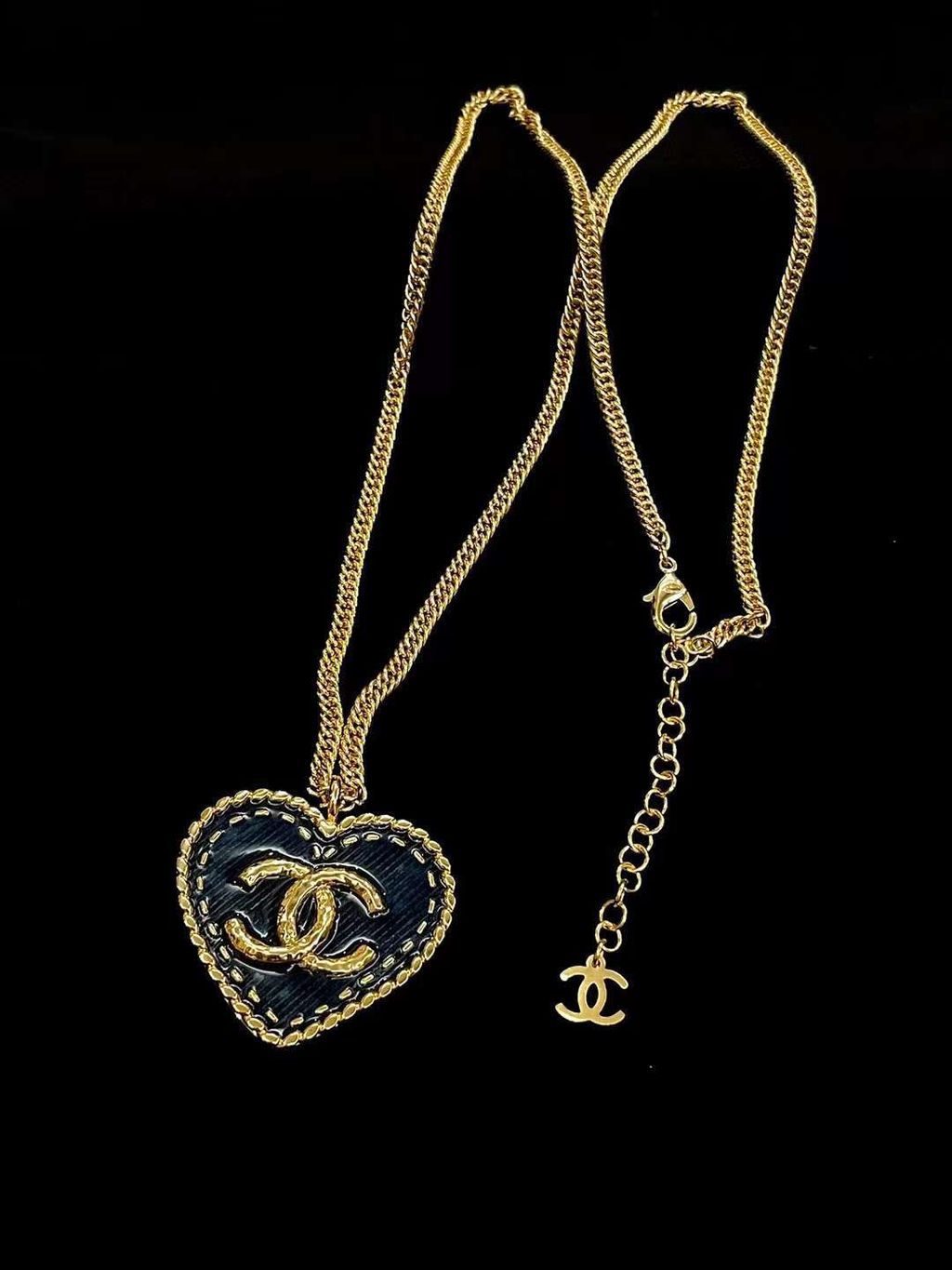 CHANEL 24P 牛仔琺瑯大愛心長鍊4