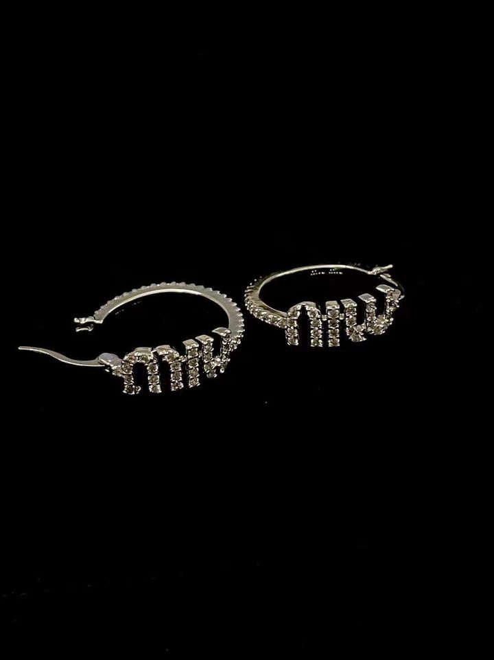 MIUMIU銀色字母滿鑽耳圈耳環 