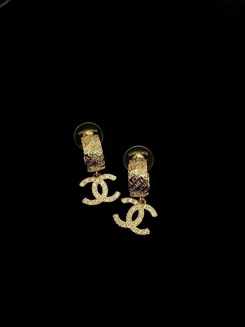 CHANEL 24P 雙C滿鑽字母耳圈吊墜耳環