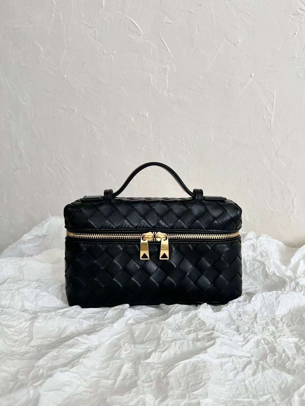 BV VANITY 編織化妝盒包ㄅ