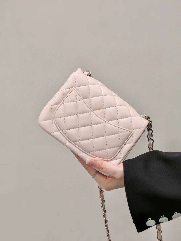  CHANEL 24A CF 杏色金釦羊皮口蓋包 方胖子 17CM 1