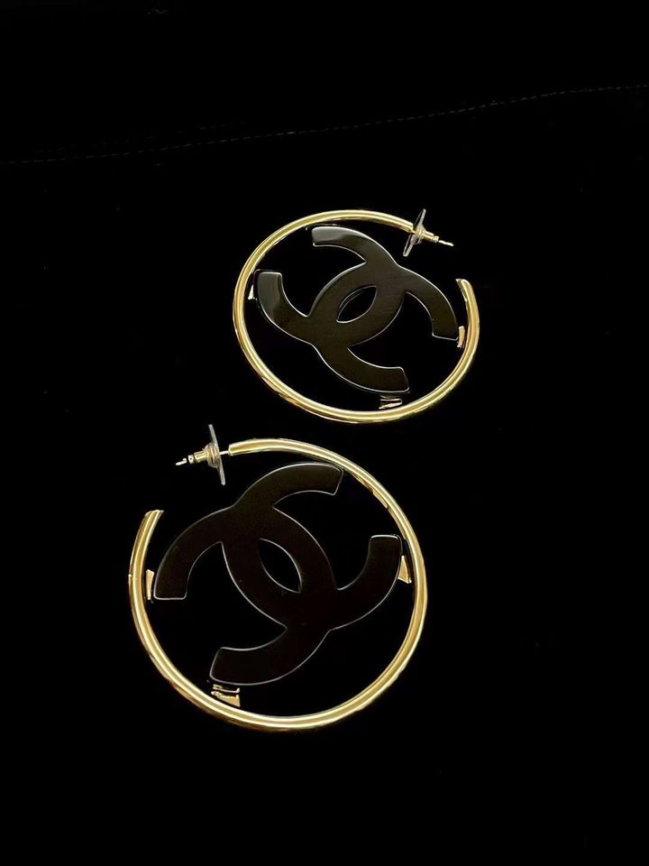 CHANEL 24S 雙C壓克力大耳圈耳環