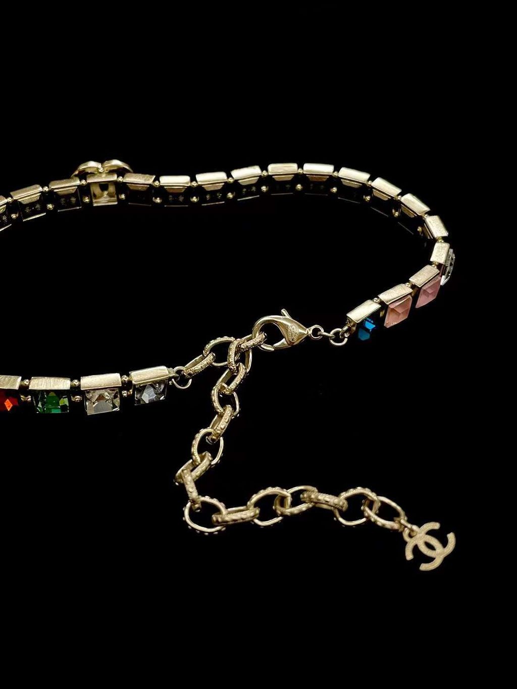 CHANEL 雙C彩色方鑽頸鏈項鍊4