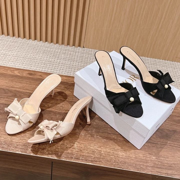 Dior迪奥2024新款珍珠蝴蝶结高跟拖鞋_1_🛒👟助理_来自小红书网页版