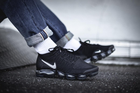 nike-air-vapormax-flyknit-2-blac_72286250ba824c6b928e58f8210a4bdf