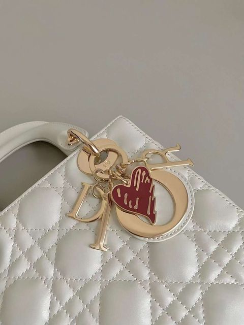 DIOR LADY 小號 七夕限定愛心吊飾白色金釦四格羊皮黛妃包 ˋ