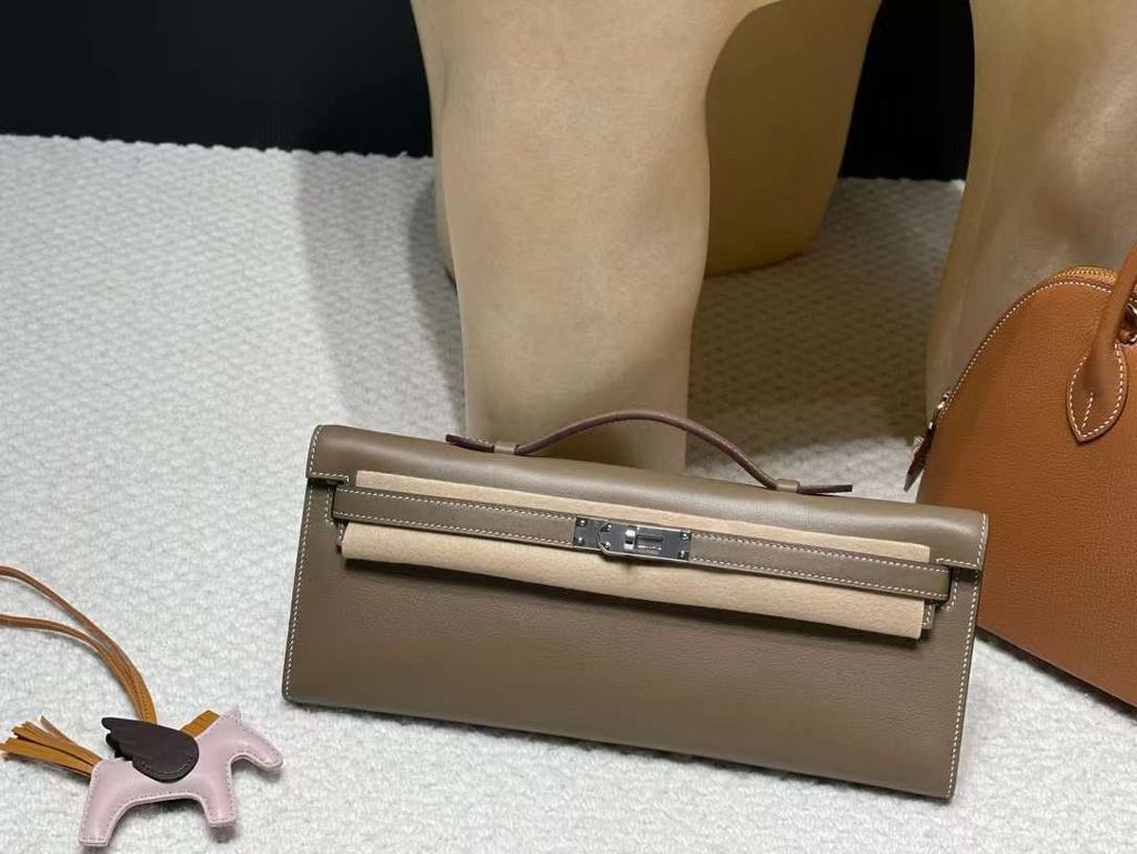 HERMES KELLY CUT SWIFT皮 18大象灰 手拿包ㄅ