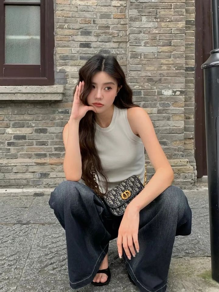 Dior 30蒙田_3_Dior Reese_来自小红书网页版