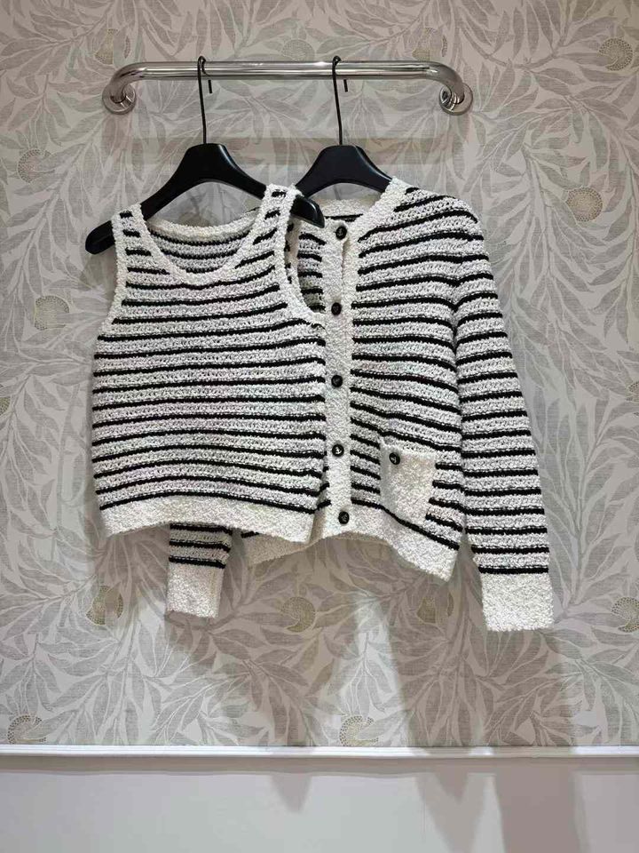 5 (2)