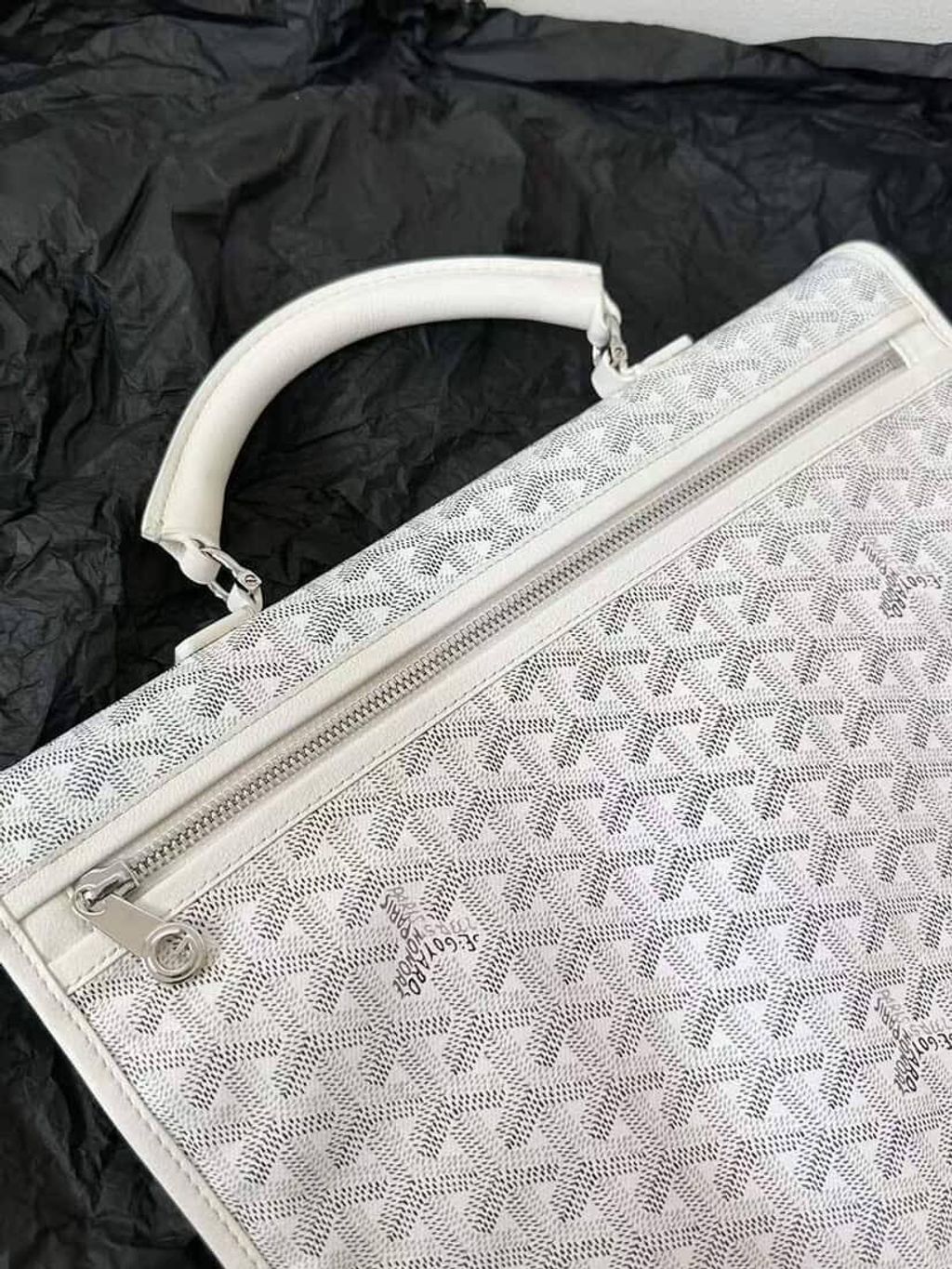 photo_2025-07-01_18-00-31