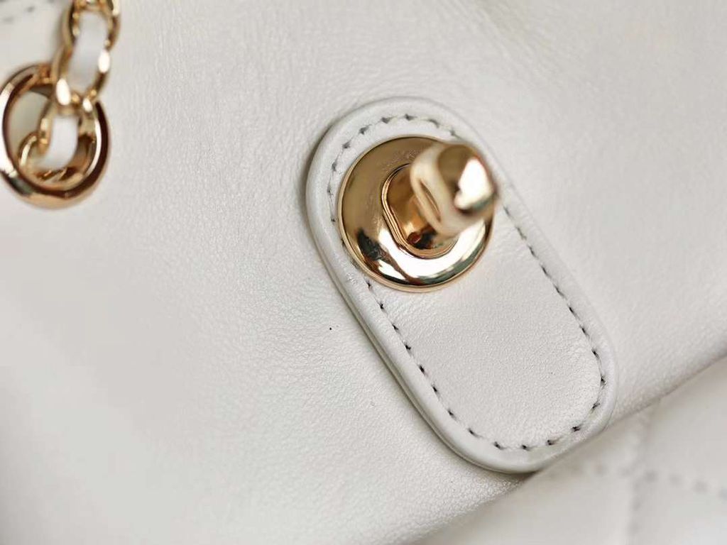 Annab   🍓 2023-08-08 16.34.25 1