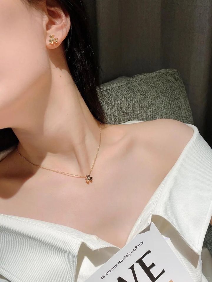 梵克雅宝三叶草迷你项链无敌百搭_1_麒麟奢品-永恒_来自小红书网页版