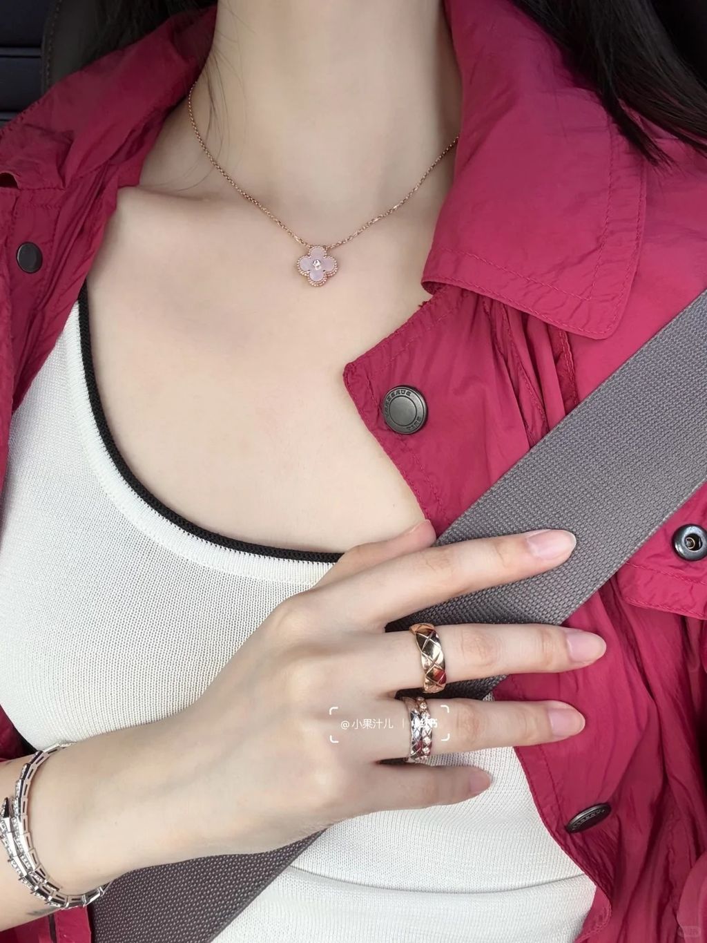 VCA🪄2025圣诞限定粉贝母_1_小果汁儿_来自小红书网页版