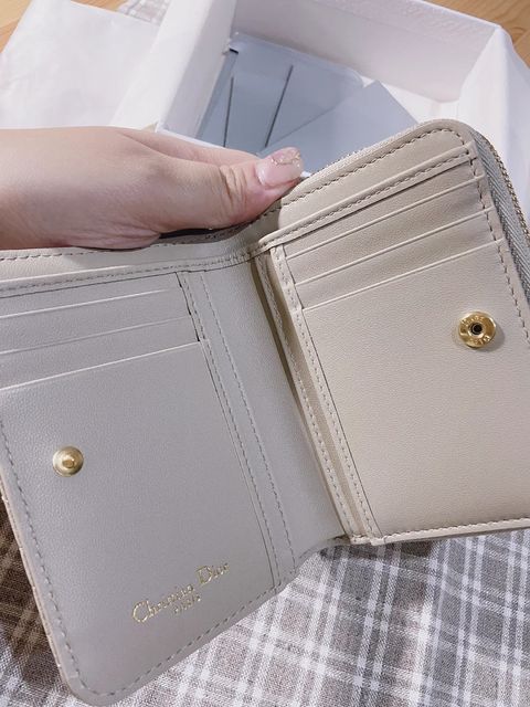 Dior Caro 短夾_2_Hana Lee_来自小红书网页版