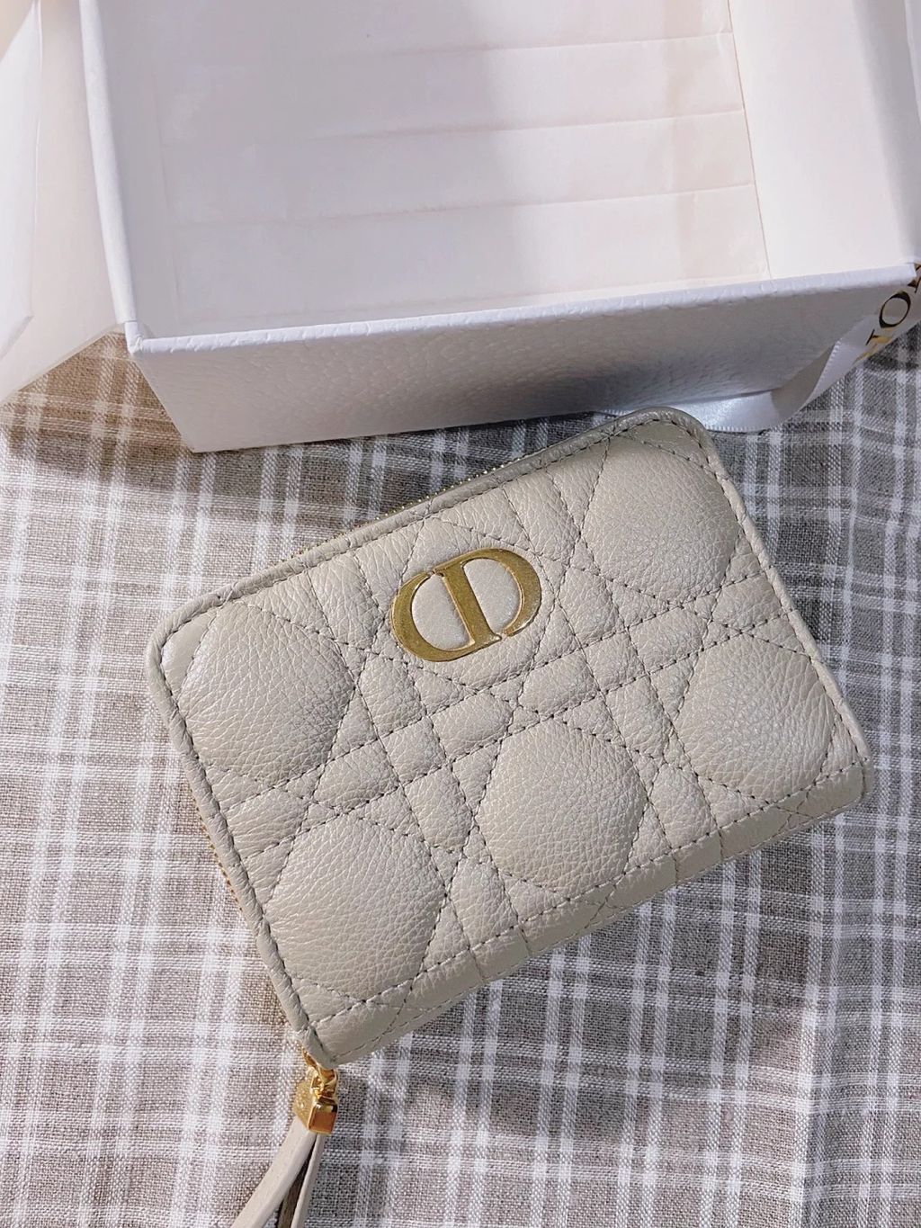 Dior Caro 短夾_1_Hana Lee_来自小红书网页版