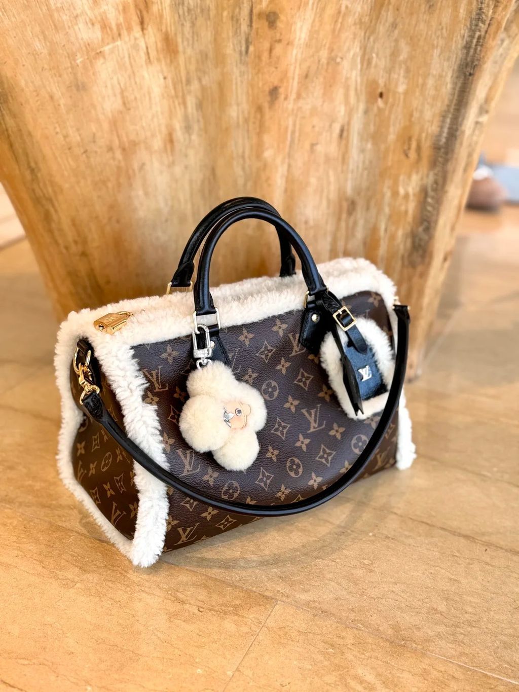 LV毛茸茸的speedy 30，太可爱了！_1_LV三亚店Vikey（不免税）_来自小红书网页版