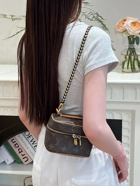 好爱lvnicenano化妆包啊！_1_迷茫_来自小红书网页版