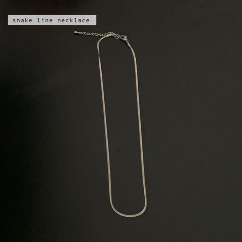 snake-line-necklace