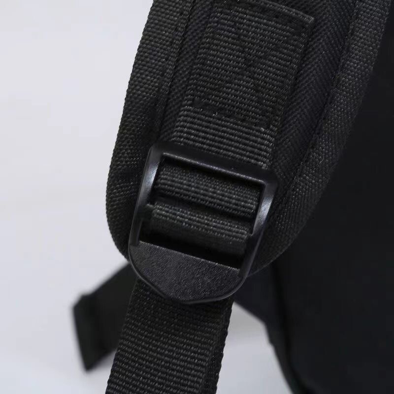 tw-11134207-820l5-mldfxuyip0ci42